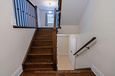 Photo 18 at 166 Conklin Crescent, Rural Aurora, Aurora