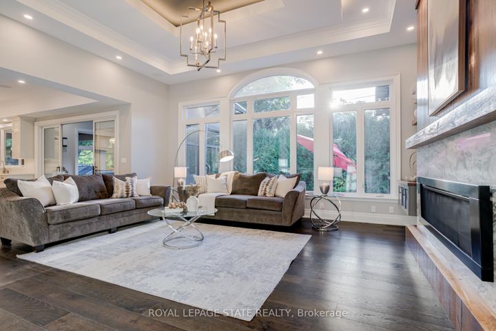 Photo 7 at 126 McGregor Crescent, Ancaster, Hamilton