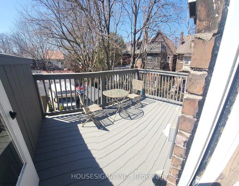 Photo 13 at 256 Woodbine Avenue, The Beaches, Toronto