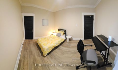 Photo 21 at 256 Woodbine Avenue, The Beaches, Toronto