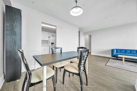 Photo 11 at 1004 - 15 Vicora Linkway Way, Flemingdon Park, Toronto