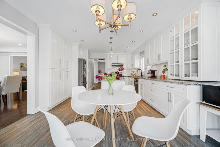 Photo 19 at 5303 Russell View Road, Central Erin Mills, Mississauga