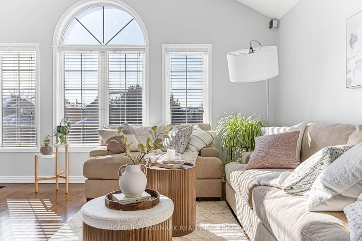 Photo 22 at 5303 Russell View Road, Central Erin Mills, Mississauga