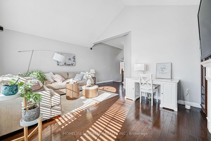 Photo 23 at 5303 Russell View Road, Central Erin Mills, Mississauga