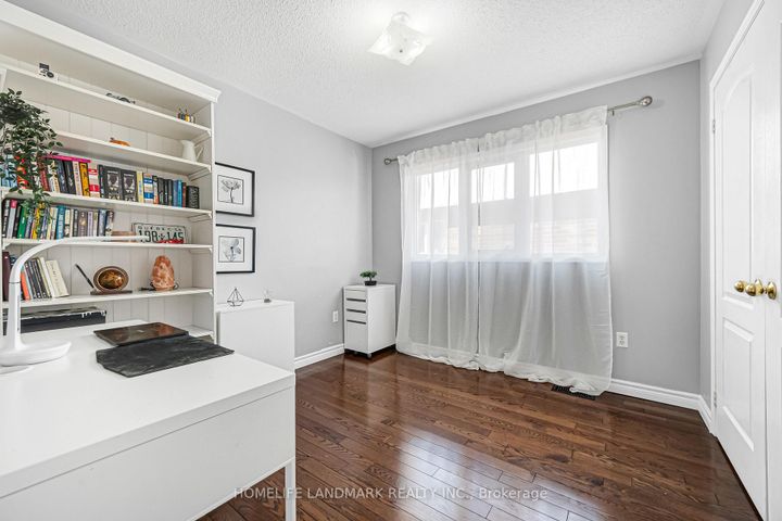 Photo 29 at 5303 Russell View Road, Central Erin Mills, Mississauga