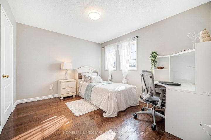 Photo 31 at 5303 Russell View Road, Central Erin Mills, Mississauga