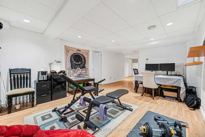 Photo 39 at 5303 Russell View Road, Central Erin Mills, Mississauga