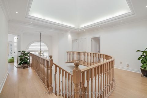 Photo 23 at 16 Northwood Drive, Newtonbrook East, Toronto