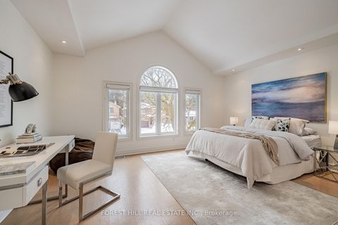 Photo 27 at 16 Northwood Drive, Newtonbrook East, Toronto