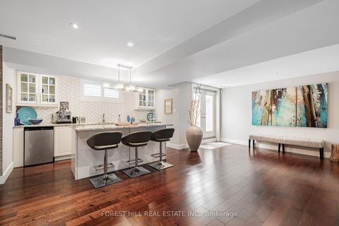 Photo 34 at 16 Northwood Drive, Newtonbrook East, Toronto