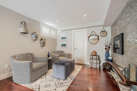 Photo 35 at 16 Northwood Drive, Newtonbrook East, Toronto
