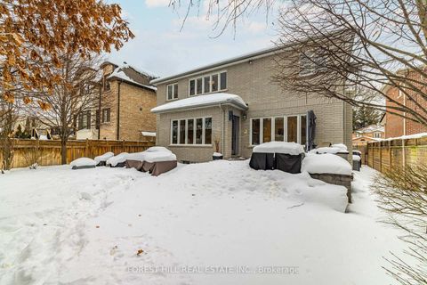 Photo 37 at 16 Northwood Drive, Newtonbrook East, Toronto