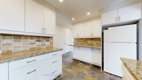 Photo 12 at 24 Fenelon Drive, Donalda, Toronto