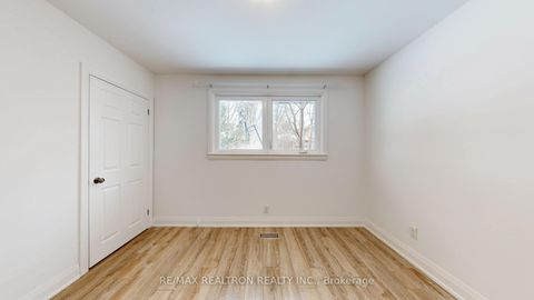Photo 14 at 24 Fenelon Drive, Donalda, Toronto