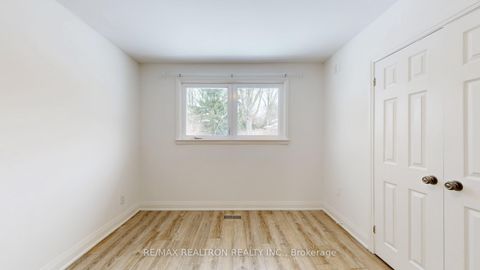 Photo 17 at 24 Fenelon Drive, Donalda, Toronto