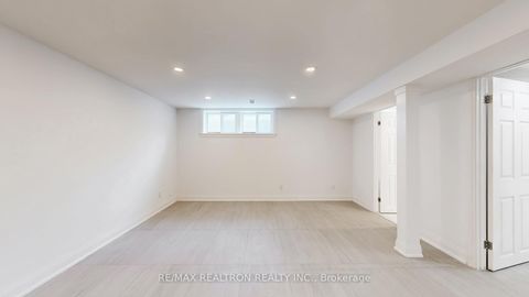 Photo 31 at 24 Fenelon Drive, Donalda, Toronto