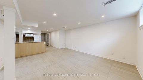 Photo 34 at 24 Fenelon Drive, Donalda, Toronto