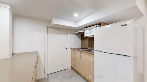 Photo 35 at 24 Fenelon Drive, Donalda, Toronto