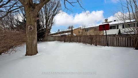 Photo 44 at 24 Fenelon Drive, Donalda, Toronto