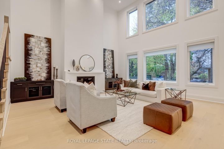 Photo 6 at 102 Cumming Court, Ancaster, Hamilton