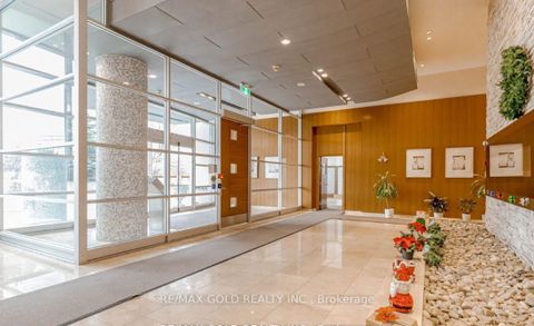 Photo 3 at 2102 - 220 Burnhamthorpe Road W, City Centre, Mississauga