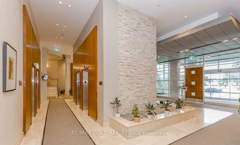 Photo 5 at 2102 - 220 Burnhamthorpe Road W, City Centre, Mississauga