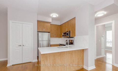 Photo 14 at 2102 - 220 Burnhamthorpe Road W, City Centre, Mississauga