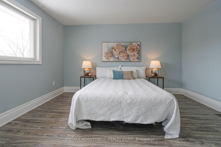 Photo 16 at 41 - 1532 Lancaster Drive, FA Falgarwood, Oakville