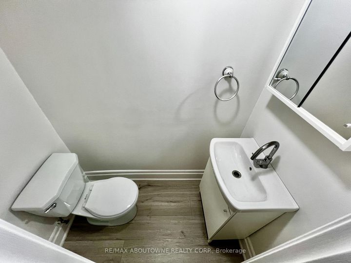 Photo 30 at 41 - 1532 Lancaster Drive, FA Falgarwood, Oakville