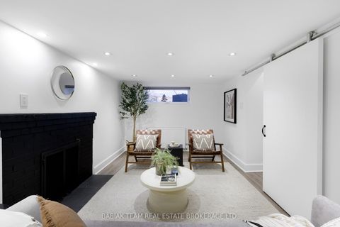 Photo 24 at 19 Halford Avenue, Lambton Baby Point, Toronto