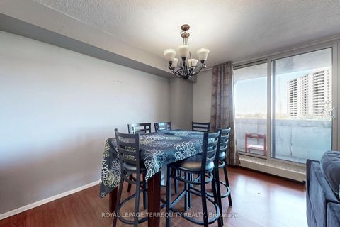 Photo 7 at 410 - 5 San Romano Way, Black Creek, Toronto