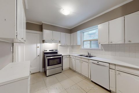 Photo 6 at 89 Oriole Parkway, St. Clair, Toronto