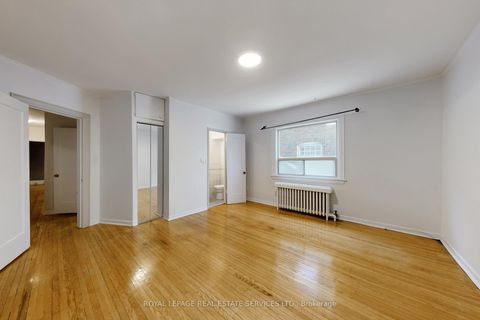 Photo 10 at 89 Oriole Parkway, St. Clair, Toronto