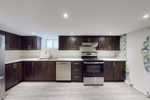 Photo 30 at 89 Oriole Parkway, St. Clair, Toronto