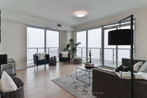 Photo 4 at 3703 - 955 Bay Street, Bay Street Corridor, Toronto