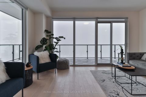 Photo 7 at 3703 - 955 Bay Street, Bay Street Corridor, Toronto