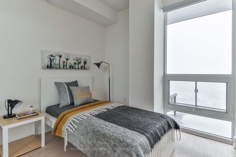 Photo 14 at 3703 - 955 Bay Street, Bay Street Corridor, Toronto