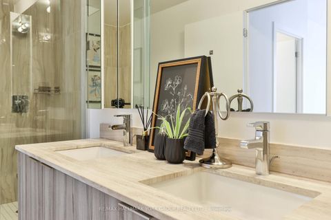 Photo 26 at 3703 - 955 Bay Street, Bay Street Corridor, Toronto