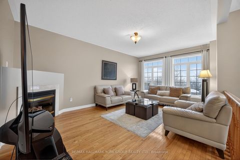 Photo 16 at 99 Barberry Crescent, Oak Ridges, Richmond Hill