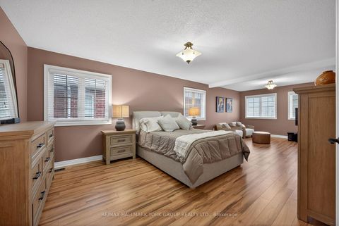 Photo 18 at 99 Barberry Crescent, Oak Ridges, Richmond Hill
