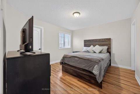 Photo 23 at 99 Barberry Crescent, Oak Ridges, Richmond Hill