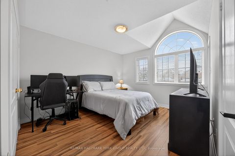 Photo 26 at 99 Barberry Crescent, Oak Ridges, Richmond Hill