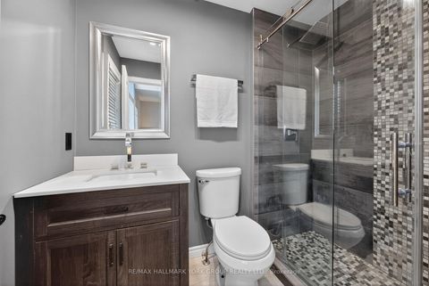 Photo 27 at 99 Barberry Crescent, Oak Ridges, Richmond Hill