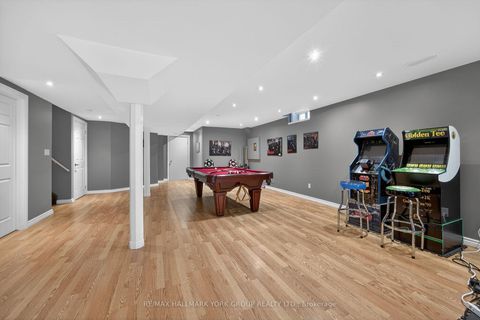 Photo 29 at 99 Barberry Crescent, Oak Ridges, Richmond Hill