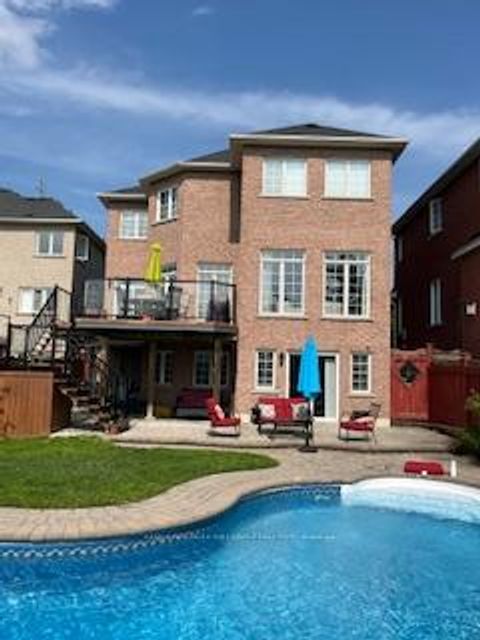 Photo 46 at 99 Barberry Crescent, Oak Ridges, Richmond Hill