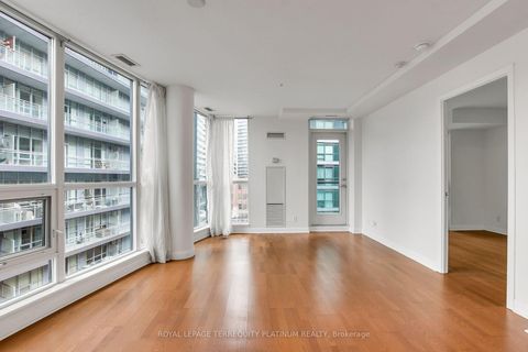 Photo 6 at 727 - 600 Fleet Street, Niagara, Toronto