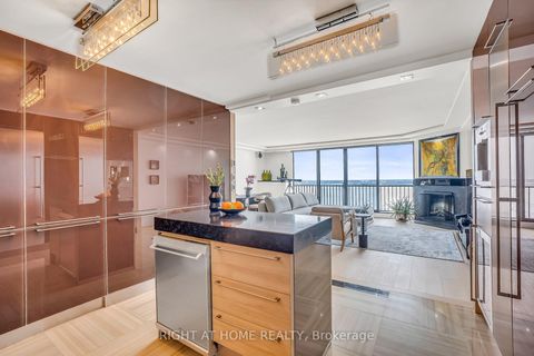 Photo 14 at #2019 - 33 Harbour Square, Waterfront Communities C1, Toronto