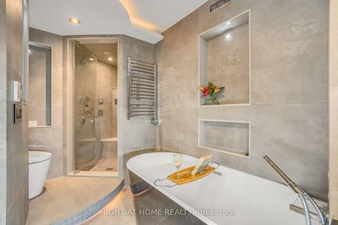 Photo 21 at #2019 - 33 Harbour Square, Waterfront Communities C1, Toronto