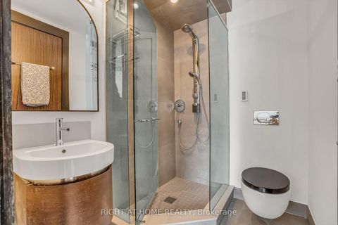 Photo 26 at #2019 - 33 Harbour Square, Waterfront Communities C1, Toronto