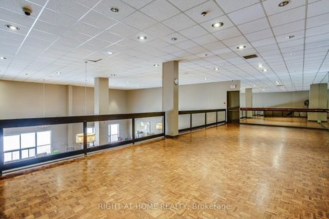 Photo 33 at #2019 - 33 Harbour Square, Waterfront Communities C1, Toronto